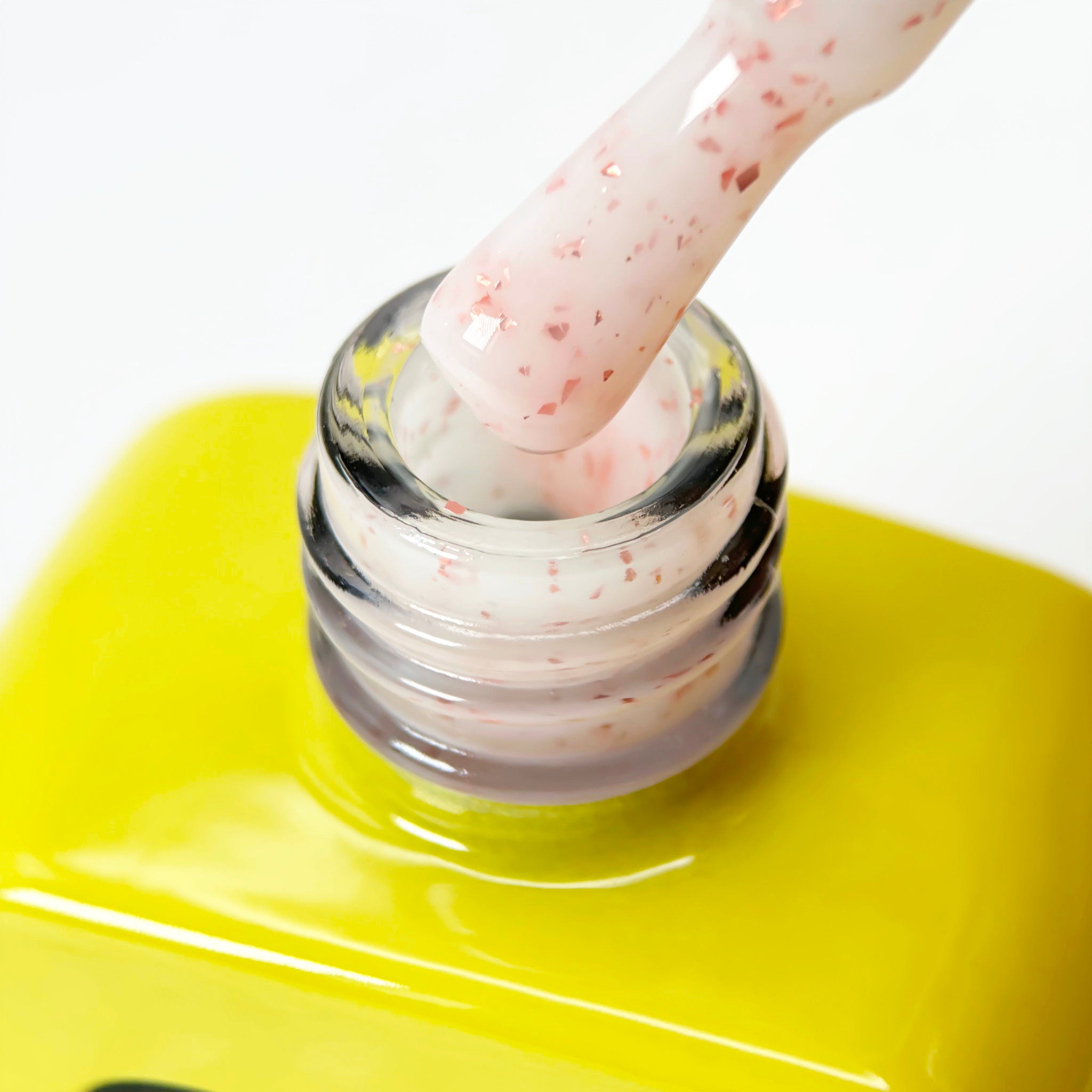 Color Base «Twinkle M» 001